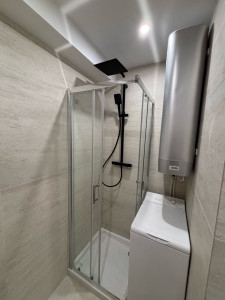 Photo de galerie - Je peux vous poser tout type cabine douche 