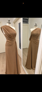 Photo de galerie - Robe de soirée 
