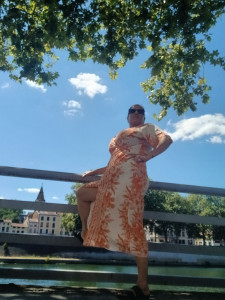 Photo de galerie - Bonjour je suis femme de ménage avec statut autoentrepreneur sur lyon avec expérience hotelerie,bureaux,locaux ,particuliers airbnb.... je cherche un travail  sur lyon avec déclaration en sécu ou salarié ou indépendant et je suis disponible a toute les op