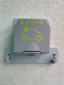 Photo de galerie - Installation de prise de recharge pour véhicule électrique 