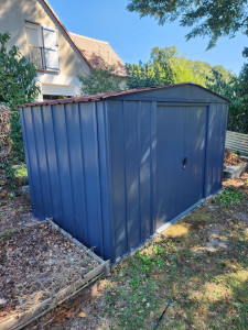 Photo de galerie - Lessivage plus peinture cabanon de jardin 