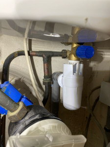Photo de galerie - Remplacement siphon kit GS sur chauffe eau et modification sur le tuyau d’évacuation.