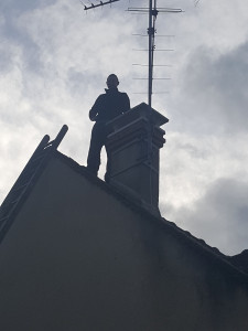 Photo de galerie - Ramonage par le toit 