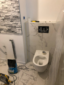Photo de galerie - Installation de WC suspendu (Bâti support geberit) 
