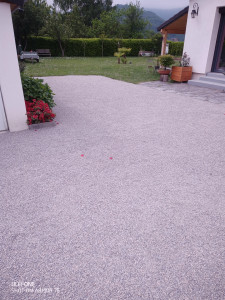 Photo de galerie - Empierrement avec pose gravier finition 
