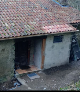 Photo de galerie - Création d'une pièce supplémentaire ( salle de bain ) extérieur des fondations à la toiture.
