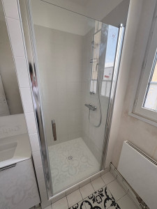 Photo de galerie - Pose de colonne de douche et de paroi de douche