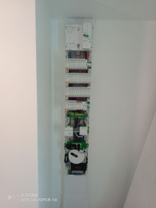 Photo de galerie - J'effectue tous travaux électriques, remplacement des prises, les éteignant, recherche de défauts dans le câblage, remplacement de l'ancien panneau électrique par un nouveau