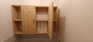 Photo de galerie - Petit meuble de WC sur mesure.