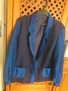 Photo de galerie - Customisation d'une veste pour une soirée costumée 