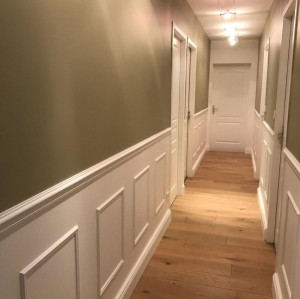 Photo de galerie - Moulures couloir 