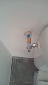 Photo de galerie - Raccordement de robinetterie wc fini  