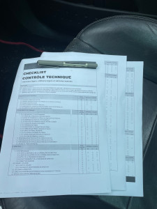 Photo de galerie - Vérification de tous les points avant que je dépose le véhicule au contrôle technique. Vous récupérer votre véhicule avec un contrôle technique en règle. Pas de RDV à prendre, pas d’attente, pas de stress. 