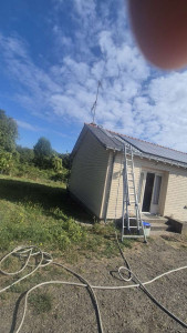 Photo de galerie - Nettoyage panneaux solaires 