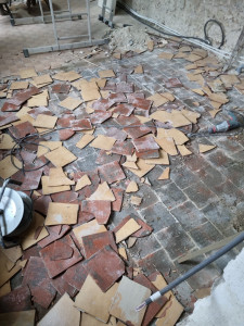 Photo de galerie - Démolition carrelage 