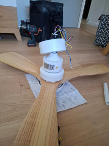 Photo de galerie - Montage ventilateur plafonnier+fixation.