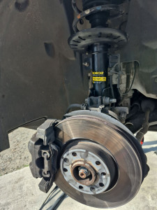 Photo de galerie - Remplacement amortisseur 
