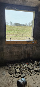 Photo de galerie - Ouverture, finition et pose de la fenêtre