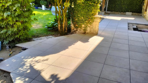 Photo de galerie - Création de terrasse en dalle sur plot
