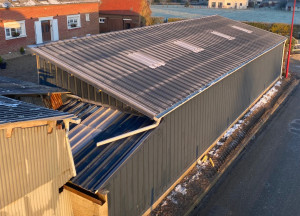 Photo de galerie - Création complète d’un bâtiment en ossature bois et toiture en taules bac acier