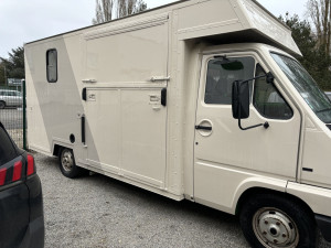 Photo de galerie - Peinture complète camion a chevaux