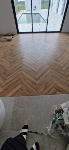 Photo de galerie - Pose parquet en chevron 