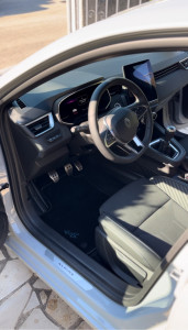 Photo de galerie - Nettoyage intérieur sur Clio 5 Alpine 