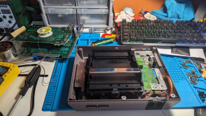 Photo de galerie - Nintendo NES qui ne lisais plus les cartouches, connecteur 72 pins remplacé.