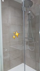 Photo de galerie - Finition brillance salle de bain 