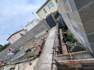 Photo de galerie - Réalisation clôtures + pose portillon 