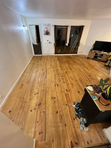 Photo de galerie - Rénovation parquet massif