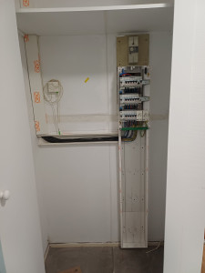 Photo de galerie - Renovation complète d'un tableau électrique 

Remplacement et réorganisation du tableau électrique avec création d'une GTL, mise en sécurité des circuits, protection adoptées, câblage soigné et repérage des différents circuits .

Ewan's pro lighting 
