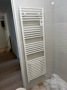 Photo de galerie - Installation radiateur sèche serviette 