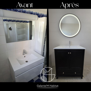 Photo de galerie - Montage et remplacement d'un meuble vasque et d'un miroir LED.