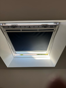 Photo de galerie - Pose store velux