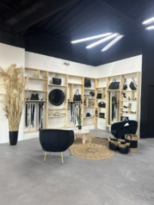 Photo de galerie - Boutique réalisé sur Montélimar
