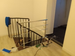 Photo de galerie - Montage et fixation main courante