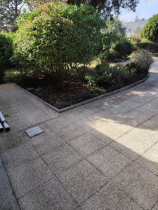 Photo de galerie - Nettoyage des dalles.