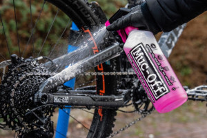 Photo de galerie - Passionné de vélo, je dispose de tout le matériel nécessaire pour entretenir le vôtre, ainsi que des produits et de l’outillage adaptés.