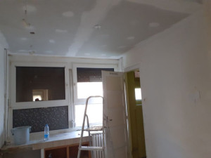 Photo de galerie - Faux plafond enduisage murs et plafond