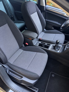 Photo de galerie - Voici le résultat d’une prestation de Alloprop pour nettoyage auto