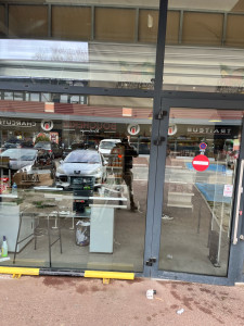 Photo de galerie - Nettoyage de vitres 
