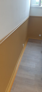 Photo de galerie - Résultats final après pose d'une moulure et application deux couches peinture teinté 