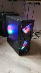 Photo de galerie - Exemple de pc gamer monté i7 4790k/16 go /ssd/meca 500g/rx570 gaming x 4 go