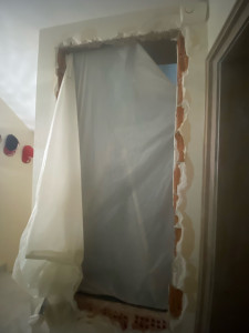 Photo de galerie - Ouverture dans un mur avant 