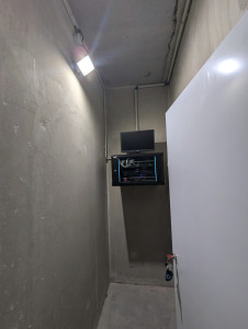 Photo de galerie - Installation d'un serveur pour des caméras de sécurité