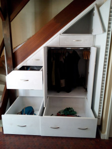 Photo de galerie - Agencement sous escalier en médium 