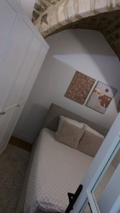 Photo de galerie - Lit + armoire 