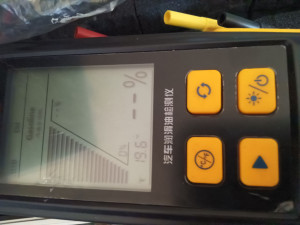 Photo de galerie - Analyseur qualité huile moteur gasoil/essence