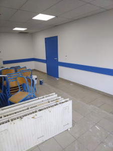 Photo de galerie - La mise en peinture d'une salle de classe 
